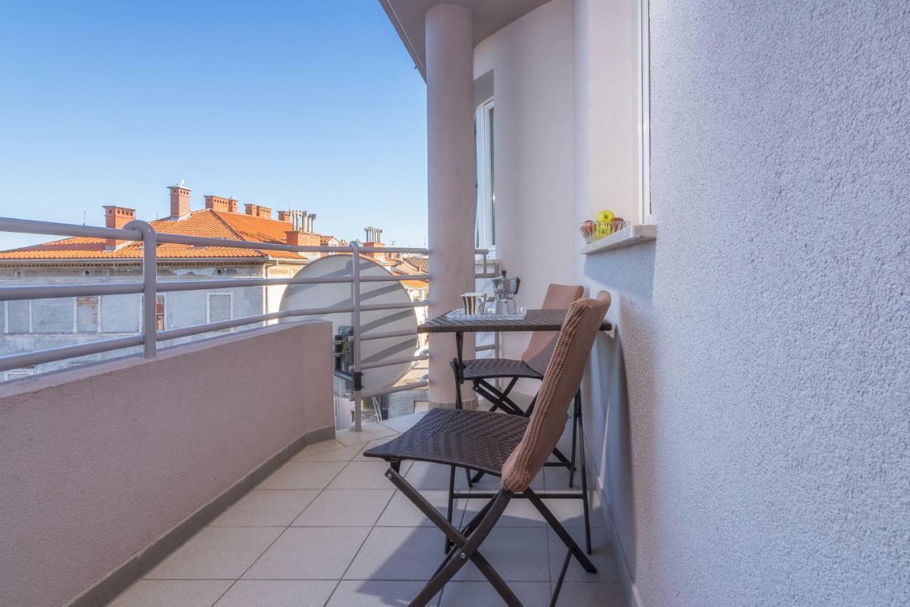Apartment Monte Zaro Пула Экстерьер фото